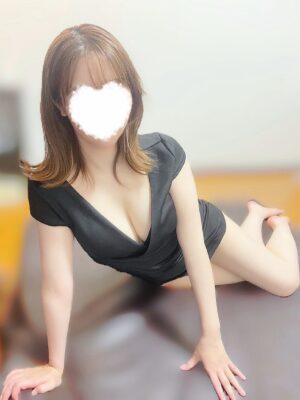 久世ひなた28歳