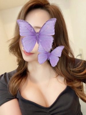 片瀬　優花　(20)