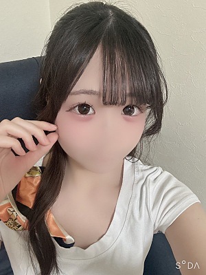 白雪ゆな(18歳)1枚目