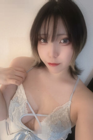 やや