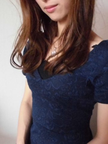 中村夕子1枚目