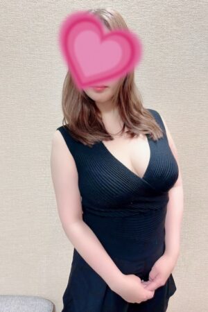 真鍋さん（33）