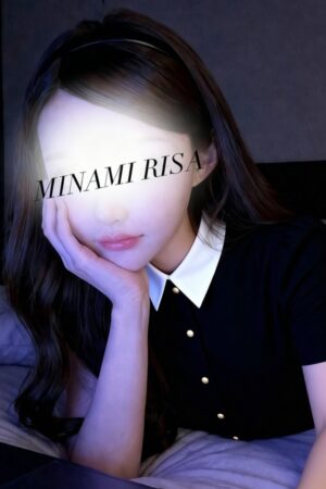 美波　りさ(21)【大阪高級メンズエステ月のうたげ大阪別邸】