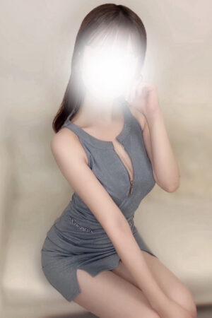 向坂めい(26)