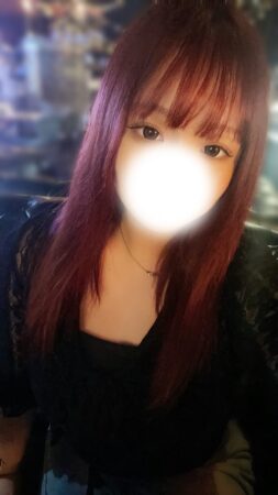 雛森えれな