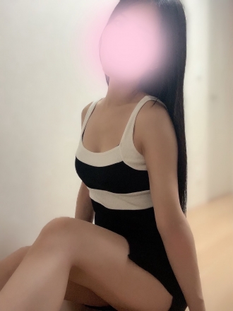 莉乃1枚目