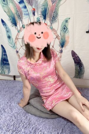 人気NO.1　新人：えみちゃん