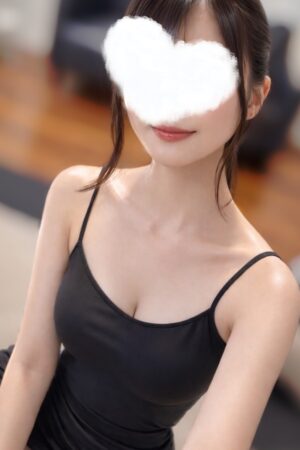 日向　りさ (26)