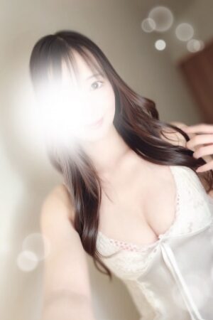 上野　ひな