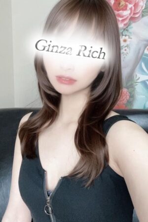 平井あずさ(27)