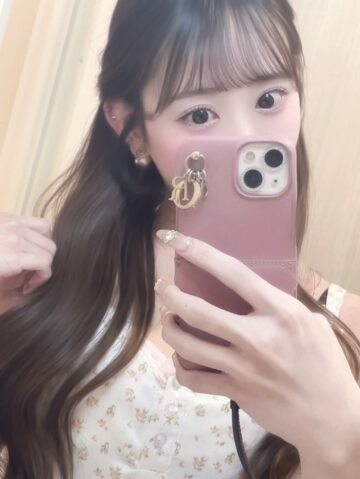 みか(24)1枚目