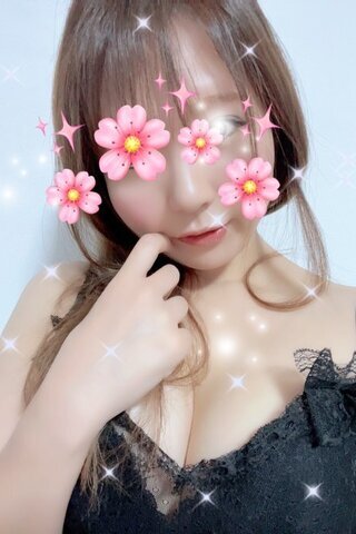 深田もえ (26歳)1枚目