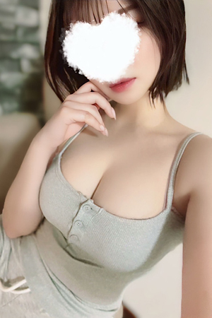 神楽　さな(25)