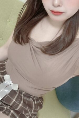 みさ(24)