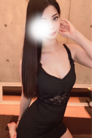 結城　なな