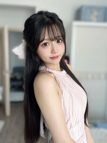 芽衣(メイ)【23】1枚目