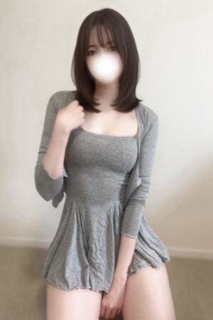 綾瀬みお（25）