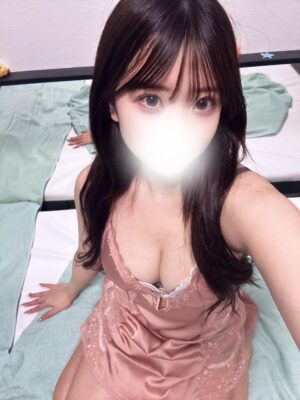 鳴海 そら(23)