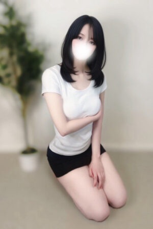 神楽あかね（22）