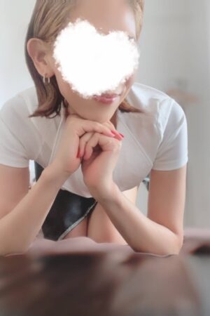 涼川マリ(45)