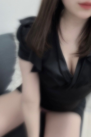 ニイナ(22歳)