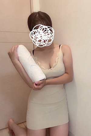 小島　なこ(25)