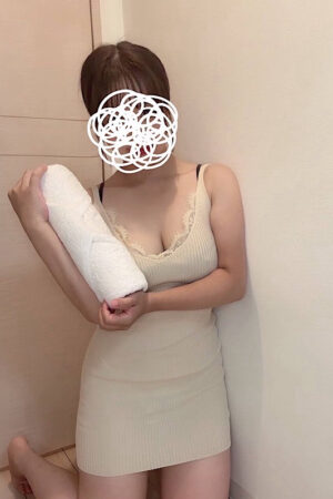 小島　なこ(25)