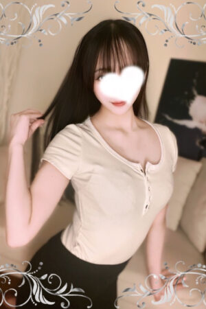 櫻井なぎ(22)