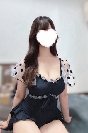 佐々木 あいな(28)