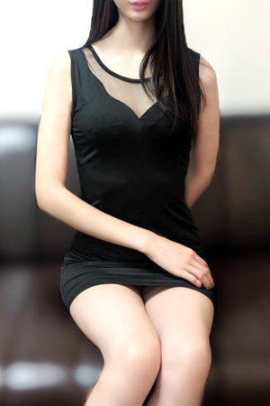 倉木　れいな(30)