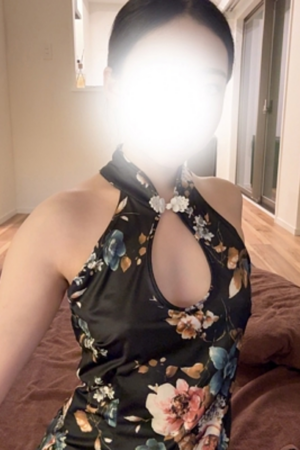 雛月 るな(22歳)